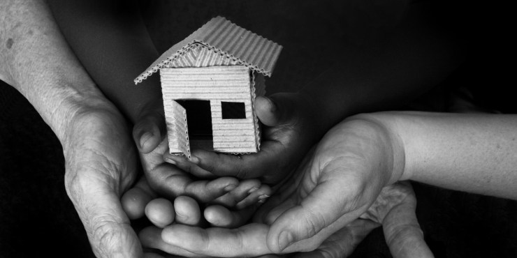 o-HOMELESS-FAMILY-facebook